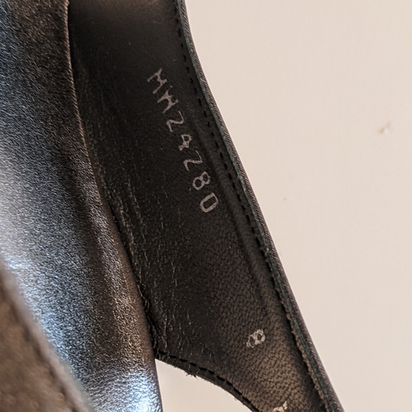 Stuart Weitzman studed sling back - Picture 4 of 10